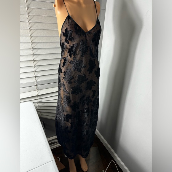 Fantasies by Morgan Taylor Sexy Nightgown lace velvet size S - Picture 1 of 16
